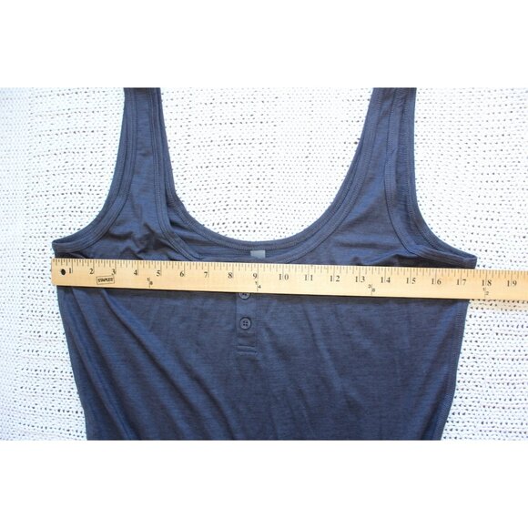 Vuori Falls Jumpsuit Wide Leg One Piece Size M Athleisure Drawstring Comfy Sport - Picture 3 of 9